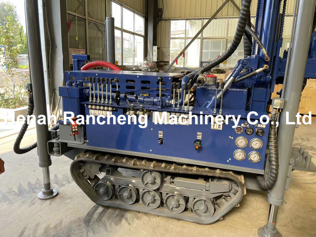 Crawler dipasang kecil mini batuan dalam putar 180m Air Well Bor Hole Pengeboran Rig