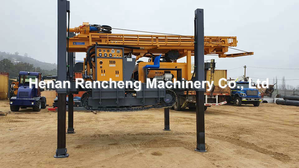 RCF350C Hydraulic Crawler Water Well Drilling Rig dengan kedalaman pengeboran maksimum 350 meter