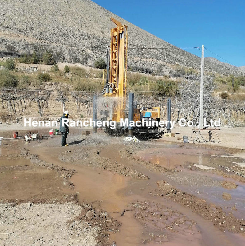 Crawler Mounted Water Well Drill Rig 91KW Mesin 55r/min - 115r/min Kecepatan putar