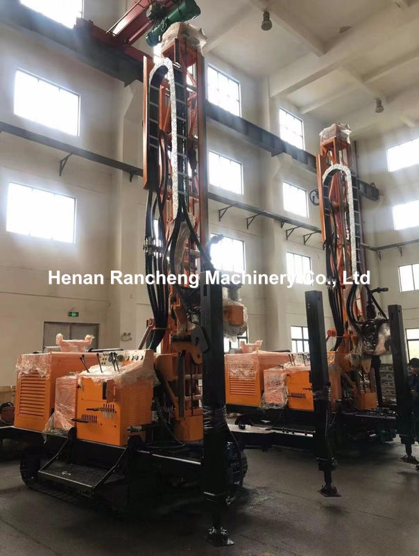 Crawler tipe 150m kedalaman pengeboran multifunctional teknik pengeboran rig dengan 125KW Cu-mmins mesin