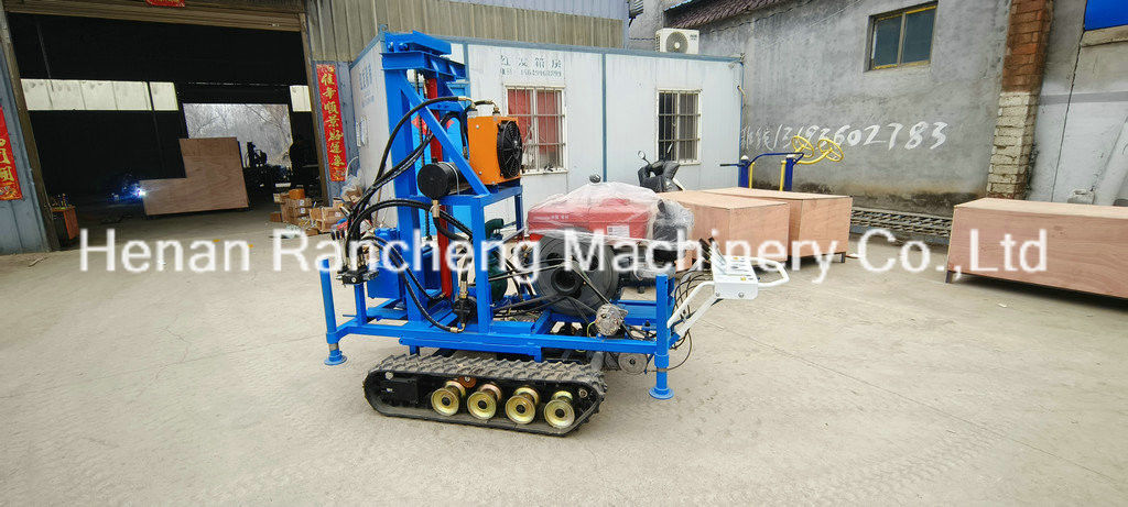 Operasi Mudah RCS200C Karet Crawler Portable Bor Rig Dengan 150m kedalaman 450mm Diameter