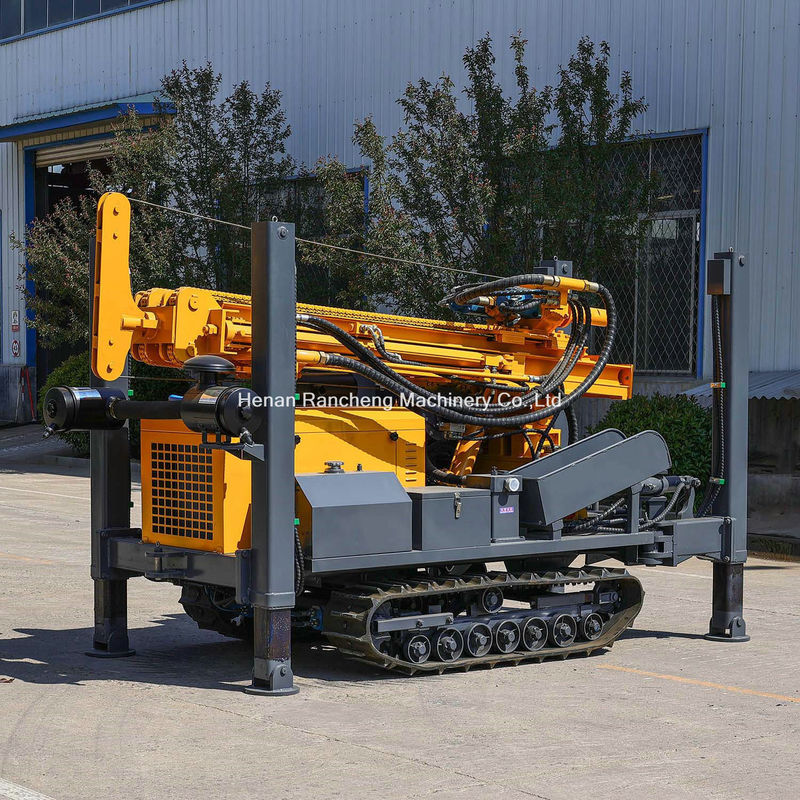 Performa tinggi 200m kedalaman Crawler Air Well Boring Rig Dengan 58KW YuChai Diesel Engine