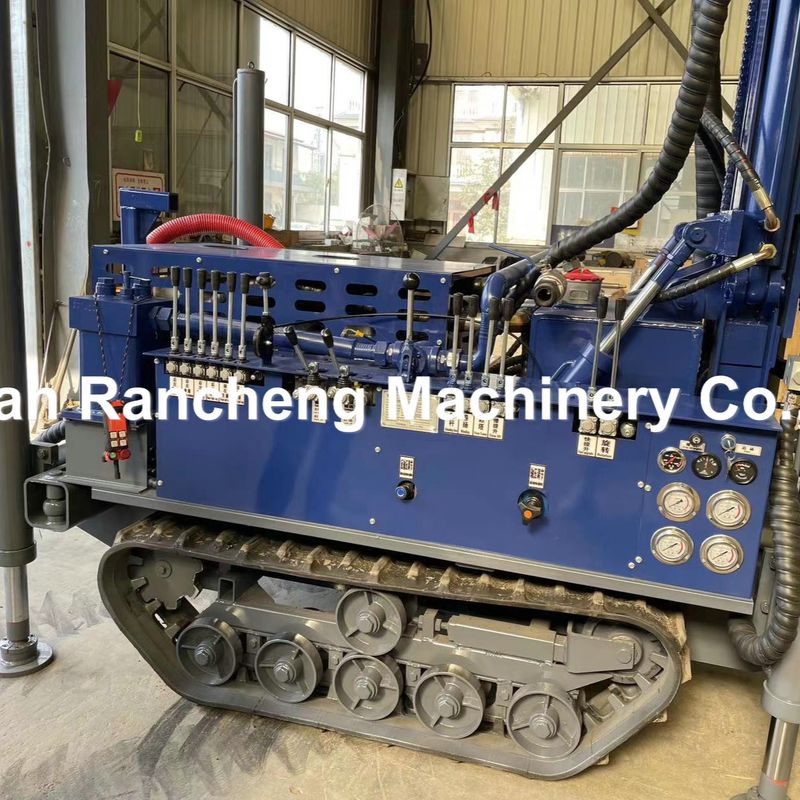 kedalaman 180m Mini Crawler Borhole Boring Rig Mesin Dengan 77.3KW Mesin Diesel