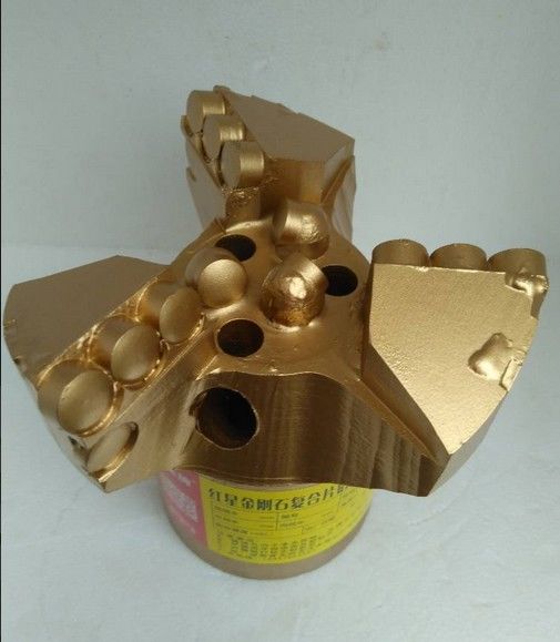 API 7-1 24inch Steel Body PDC Bit Untuk Pengeboran Sumur Minyak Gas Dan Air