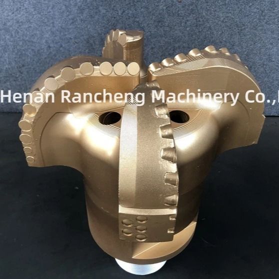 API 7-1 24inch Steel Body PDC Bit Untuk Pengeboran Sumur Minyak Gas Dan Air