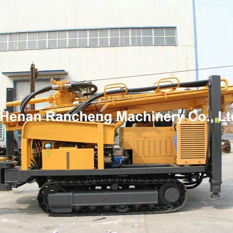 Kedalaman 1000m Air dalam sumur Rig Eksplorasi Mesin Geoteknik Dengan 194KW Cummins Mesin