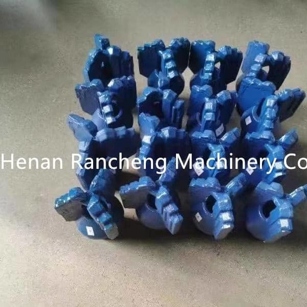 API 3 Wing Tungsten Carbide Step Type Drag Bit Untuk Pengeboran Sumur Air