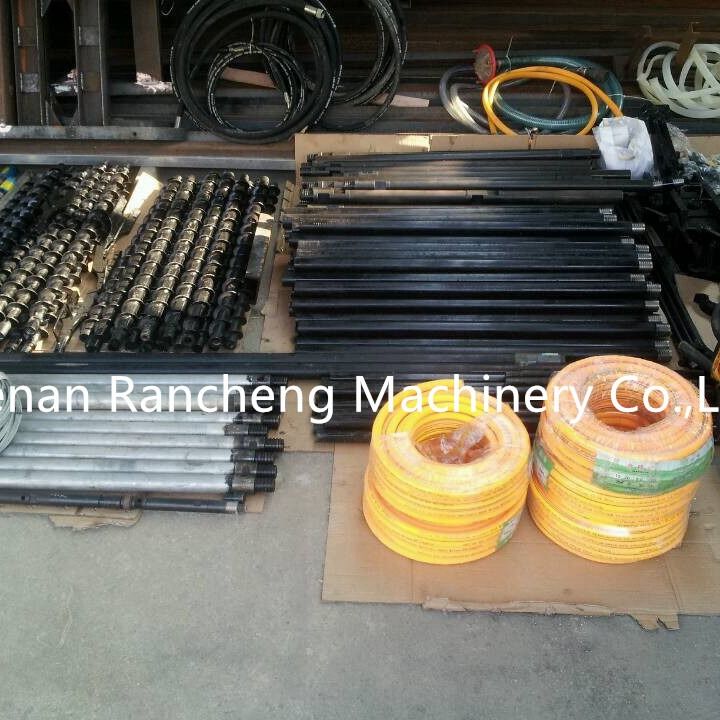 Max Bor kedalaman 1200m Full Hydraulic Core Pengeboran Rig Dengan 92KW Mesin Diesel