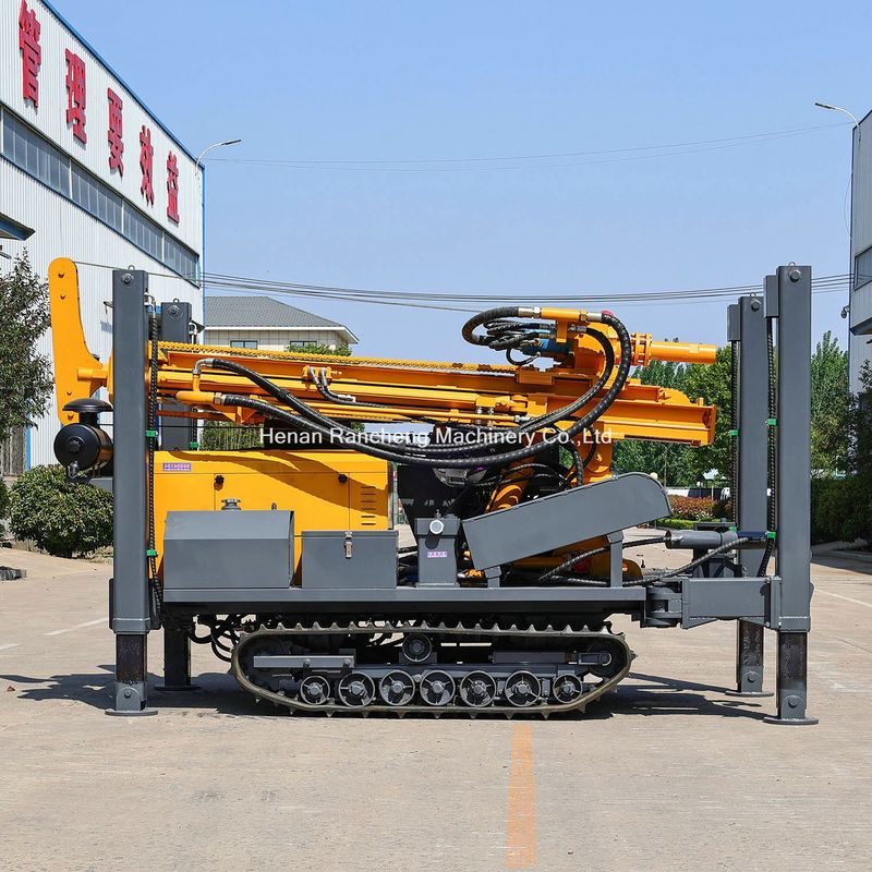 Kaki Dukungan Hidraulik Tinggi 350m Crawler Borehole Rig Pengeboran sumur air Dengan mesin 91KW