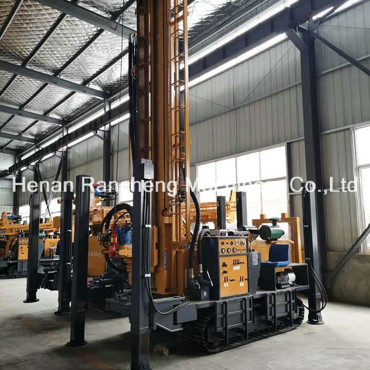 Mesin Diesel Multifungsi Pengeboran Sumur Air Rig Crawler dipasang Mesin Dengan 118KW Yuchai Mesin