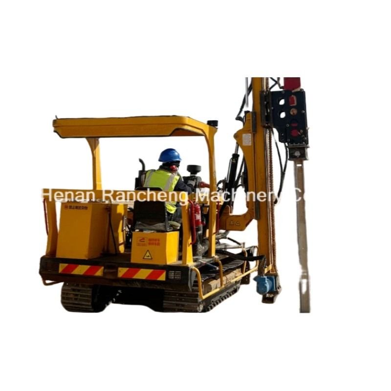 Driver Solar Pile RCH530D Untuk Mesin Diesel 70KW / Min Aliran Tingkat Sistem Hidraulik