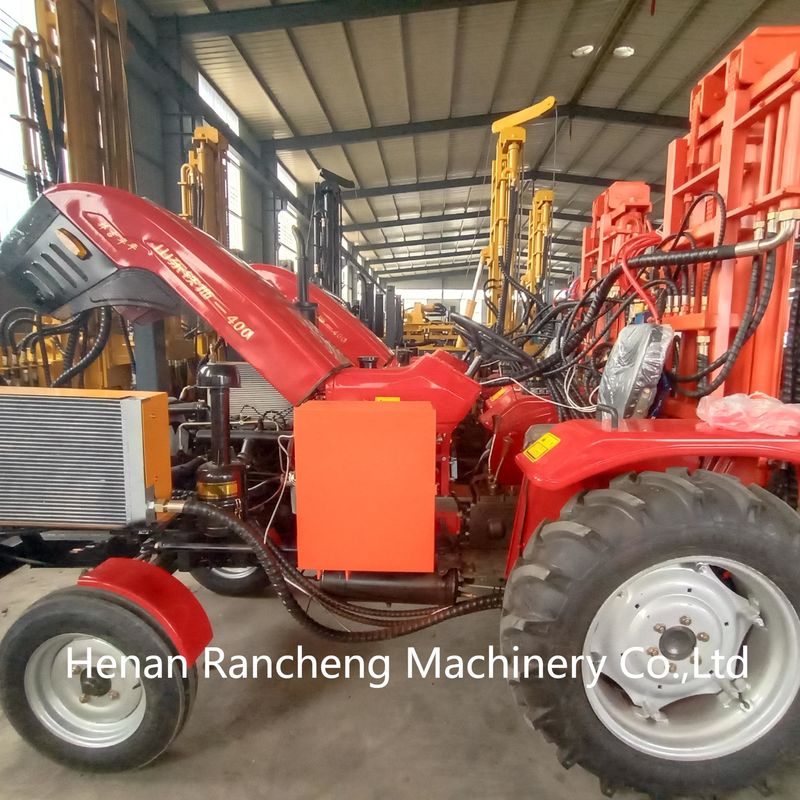 Traktor dipasang, roda empat, rig pengeboran bertenaga tinggi untuk 200/260m, 254mm pengeboran sumur air.