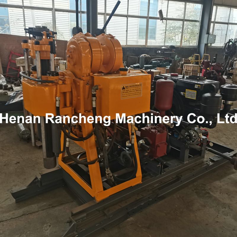 200m kedalaman Hydraulic Small Borhole Drilling Rig Mutil Fungsi Mesin Pengeboran Dengan Mesin Diesel 20HP