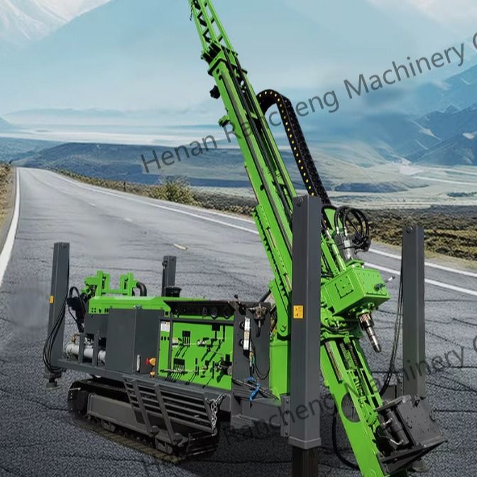 1800m BTW Core Drilling Rig Mesin Full Hydraulic Dengan Mesin Cu-mmins 154KW