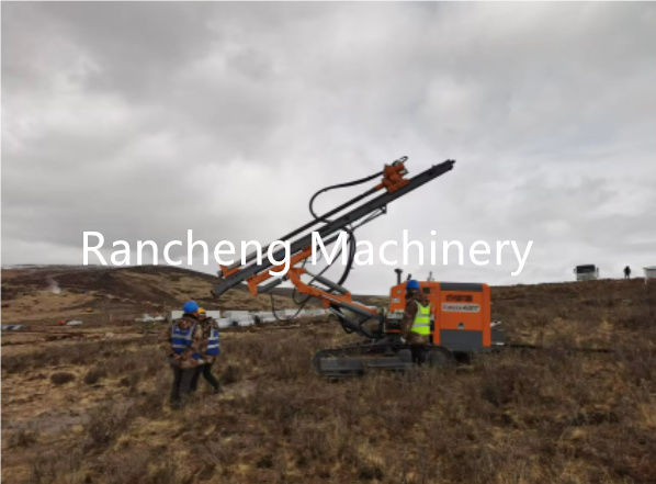 Pengeboran Rig DTH Terpisah Permukaan Hidraulik (DTH) Untuk Penambangan Lubang Terbuka