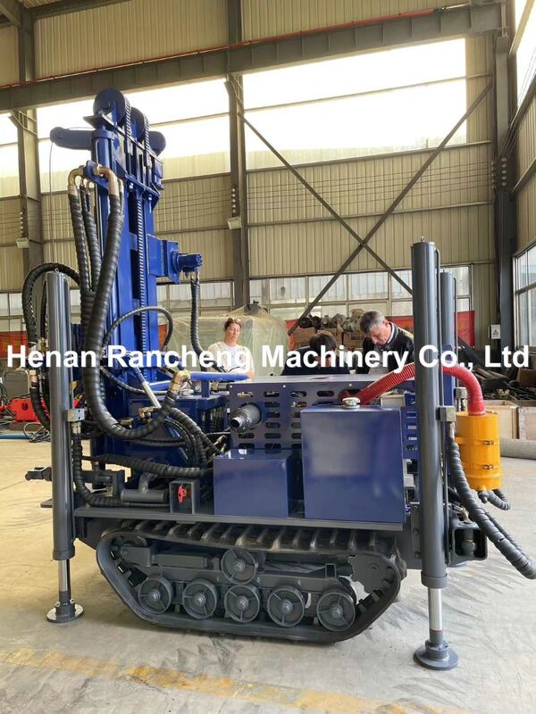 Mesin Pengeboran Sumur Air 180m 77.3KW Mesin Crawler Rig Pengeboran Sumur Air