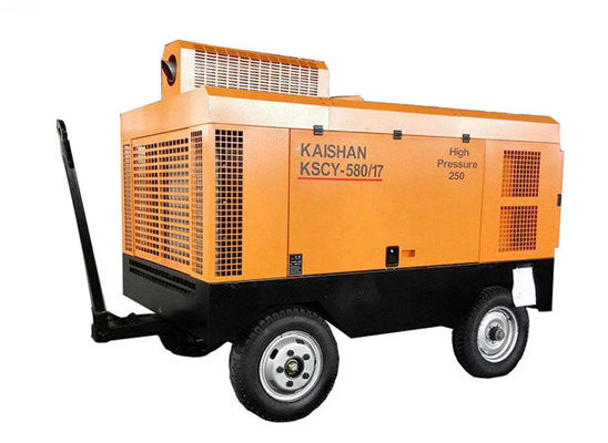48L Kapasitas Minyak Kompresor Pengeboran Udara Cummins 6CTA8.3 - C260 Tekanan Kerja 17bar
