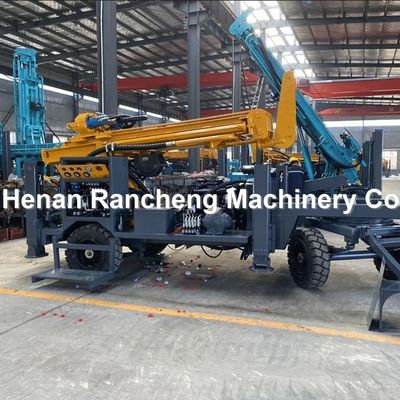 Pengeboran sumur air tipe roda trailer DTH didukung oleh kekuatan angkat 13T